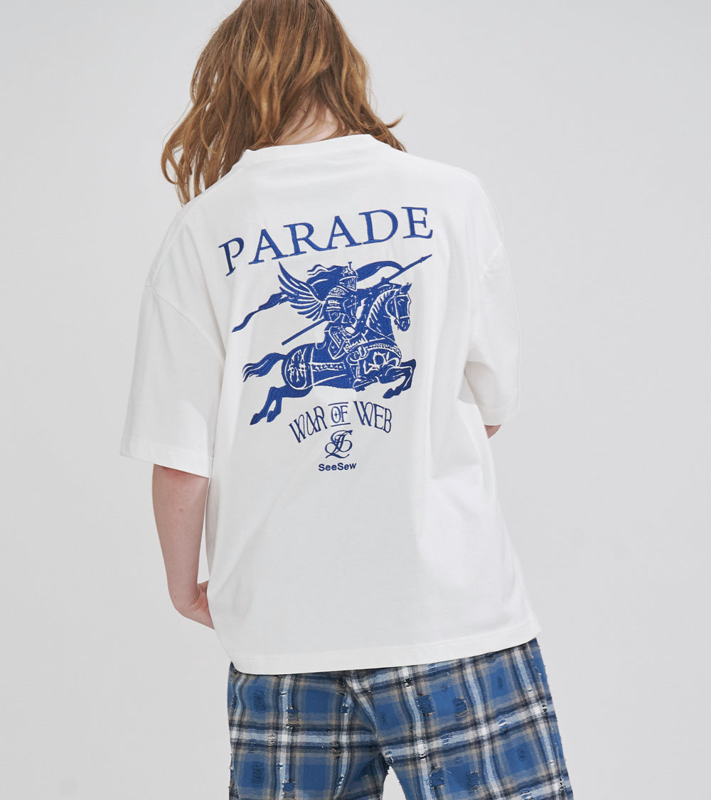 THE PARADE TEE