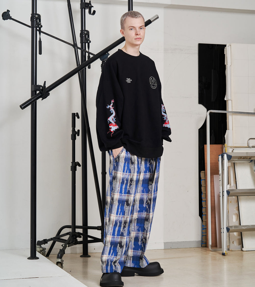 ORIENTAL EMBROIDERY SWEAT