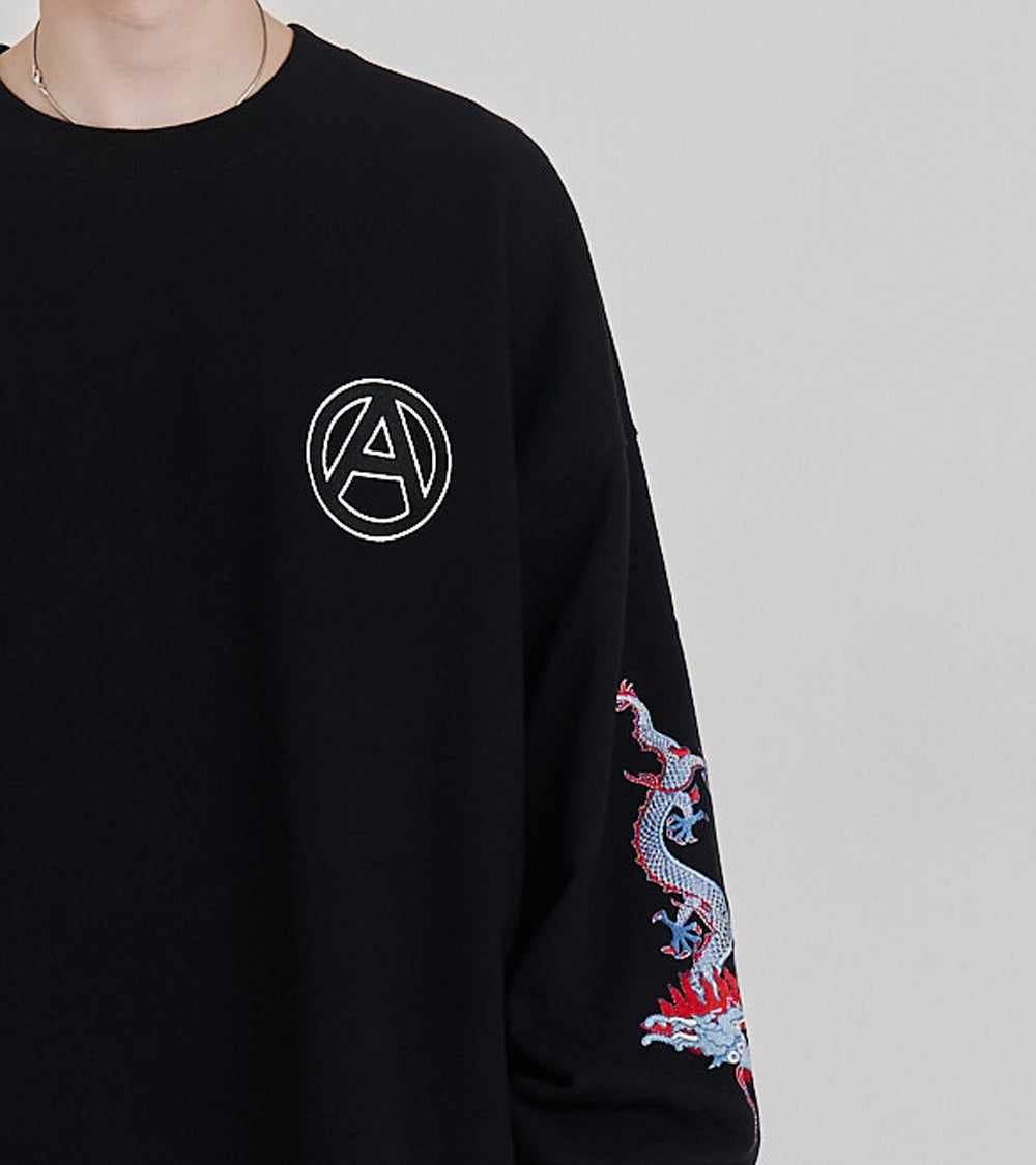 ORIENTAL EMBROIDERY SWEAT