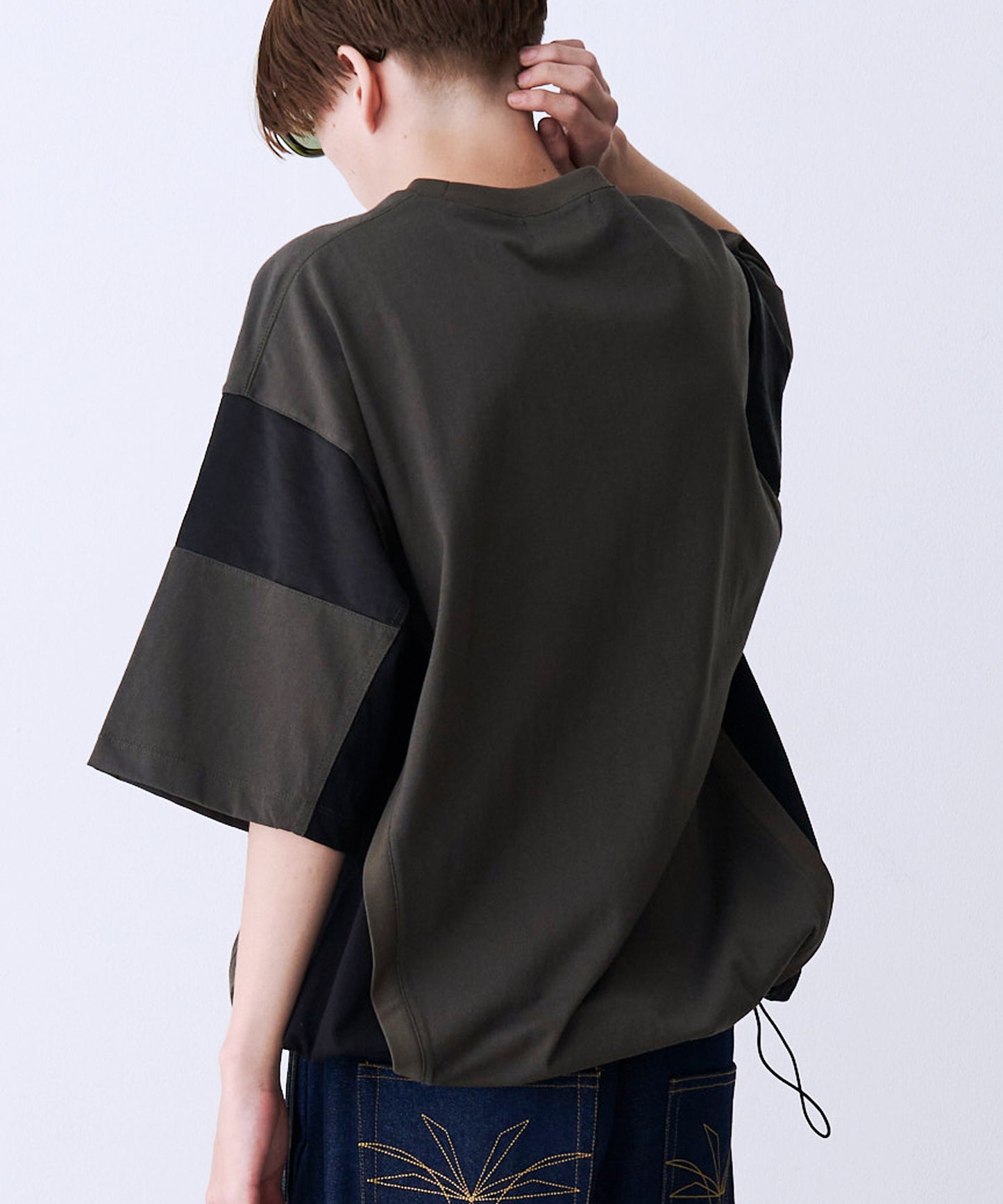 SATIN MIX BLOCK TEE