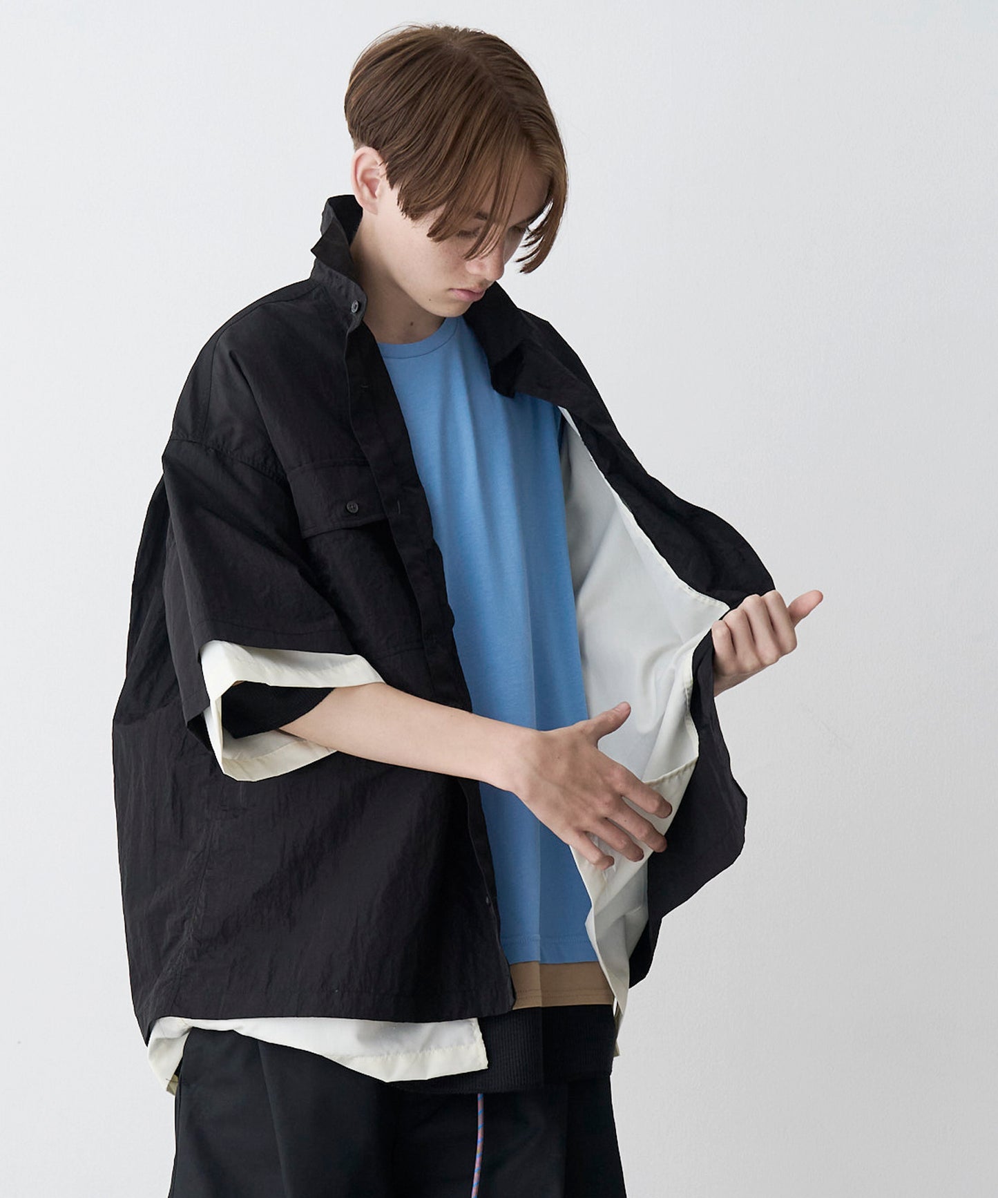 【予約商品】LAYERED H/S BOX SHIRTS