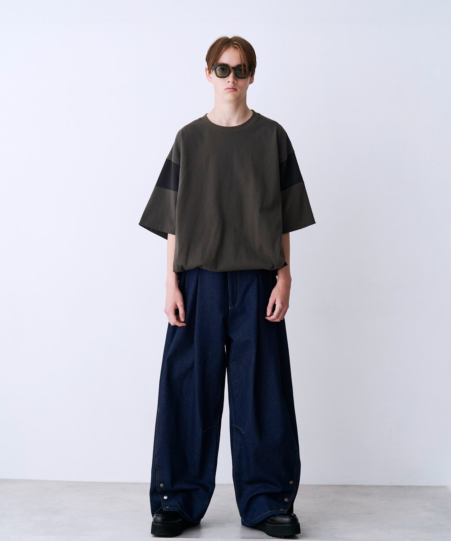 SATIN MIX BLOCK TEE