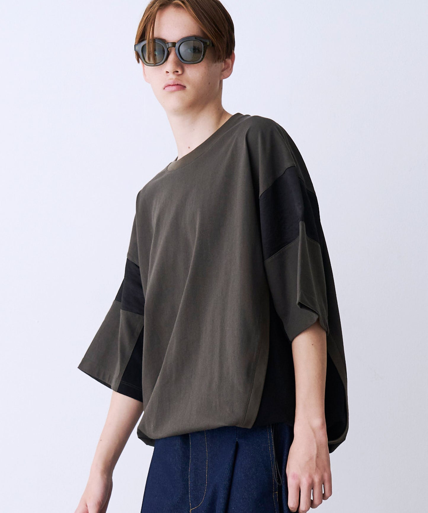 SATIN MIX BLOCK TEE