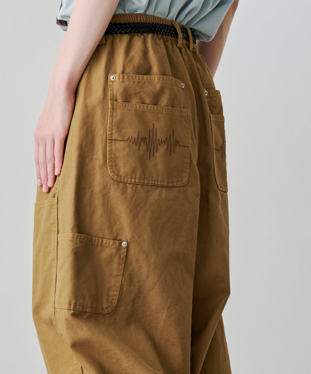DOUBLE KNEE CURVE PANTS