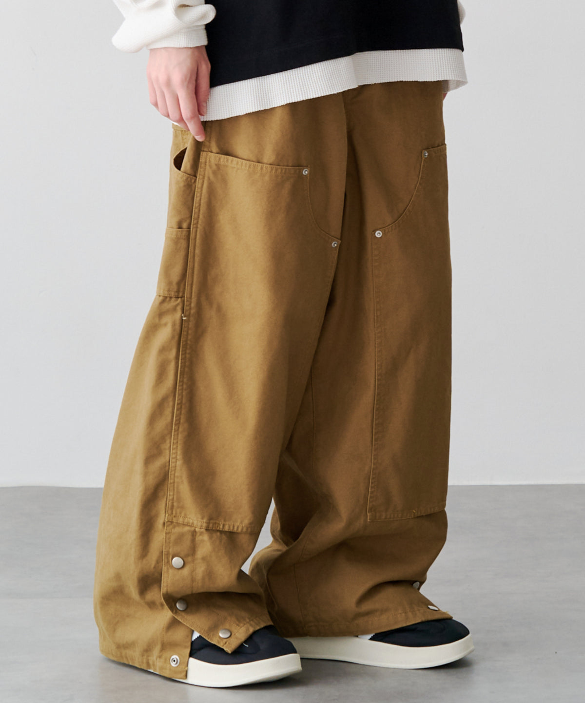 DOUBLE KNEE CURVE PANTS