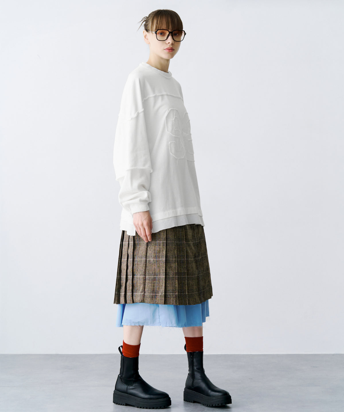 LAYERED PLEATS WRAP SKIRT