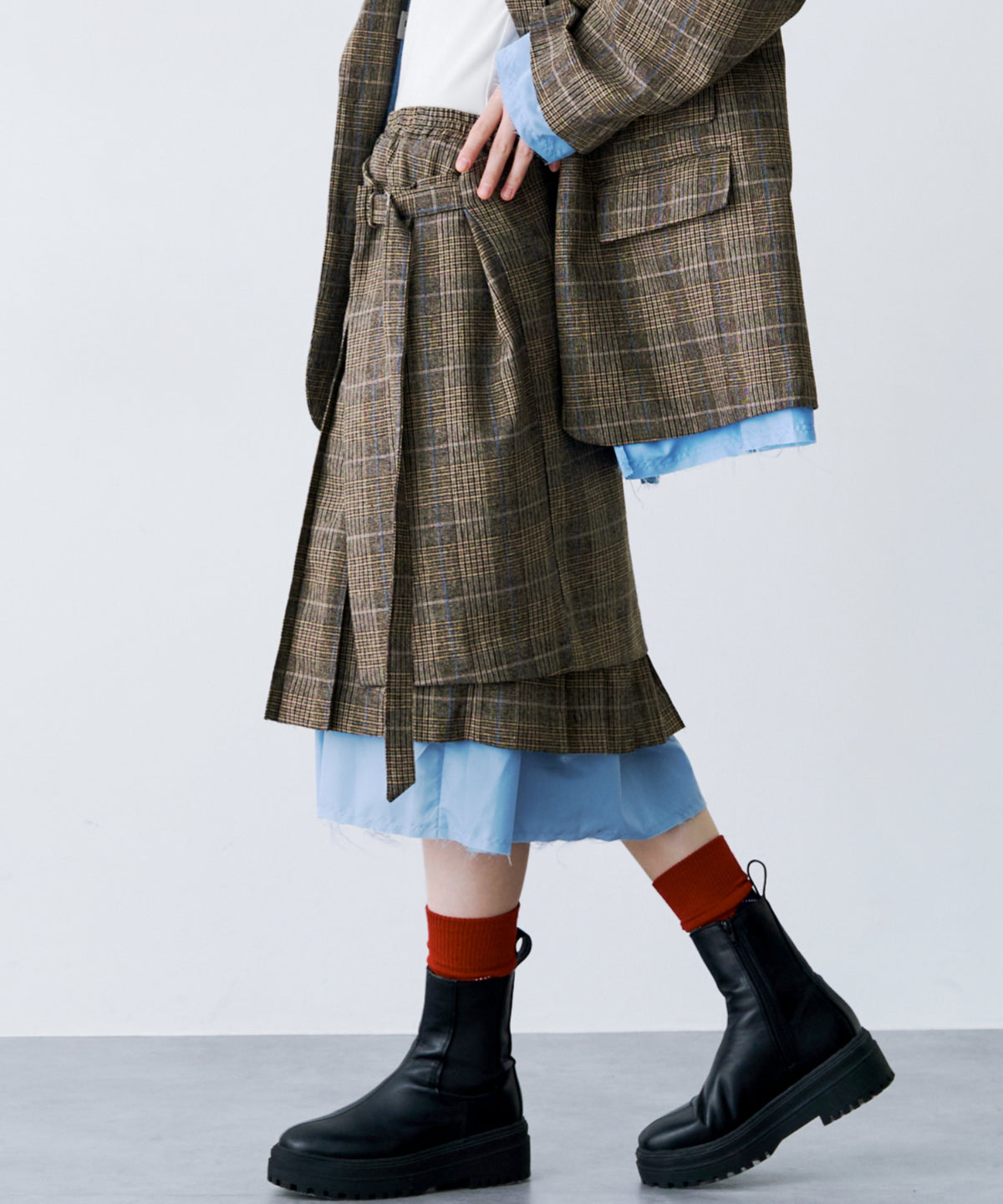 LAYERED PLEATS WRAP SKIRT