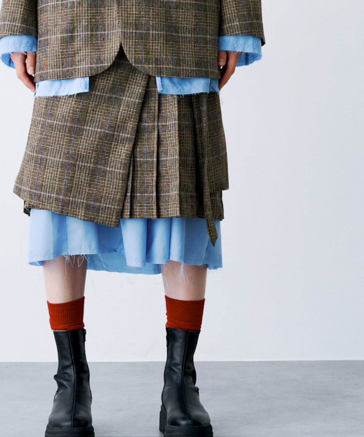 LAYERED PLEATS WRAP SKIRT