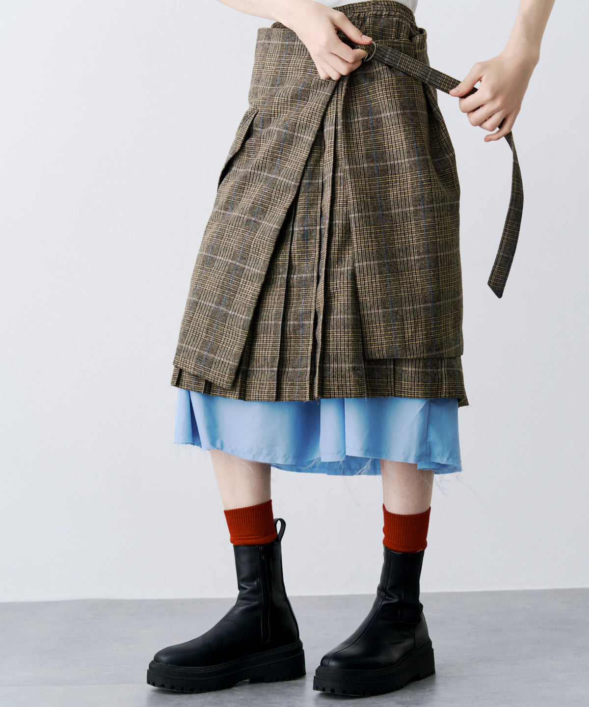 LAYERED PLEATS WRAP SKIRT