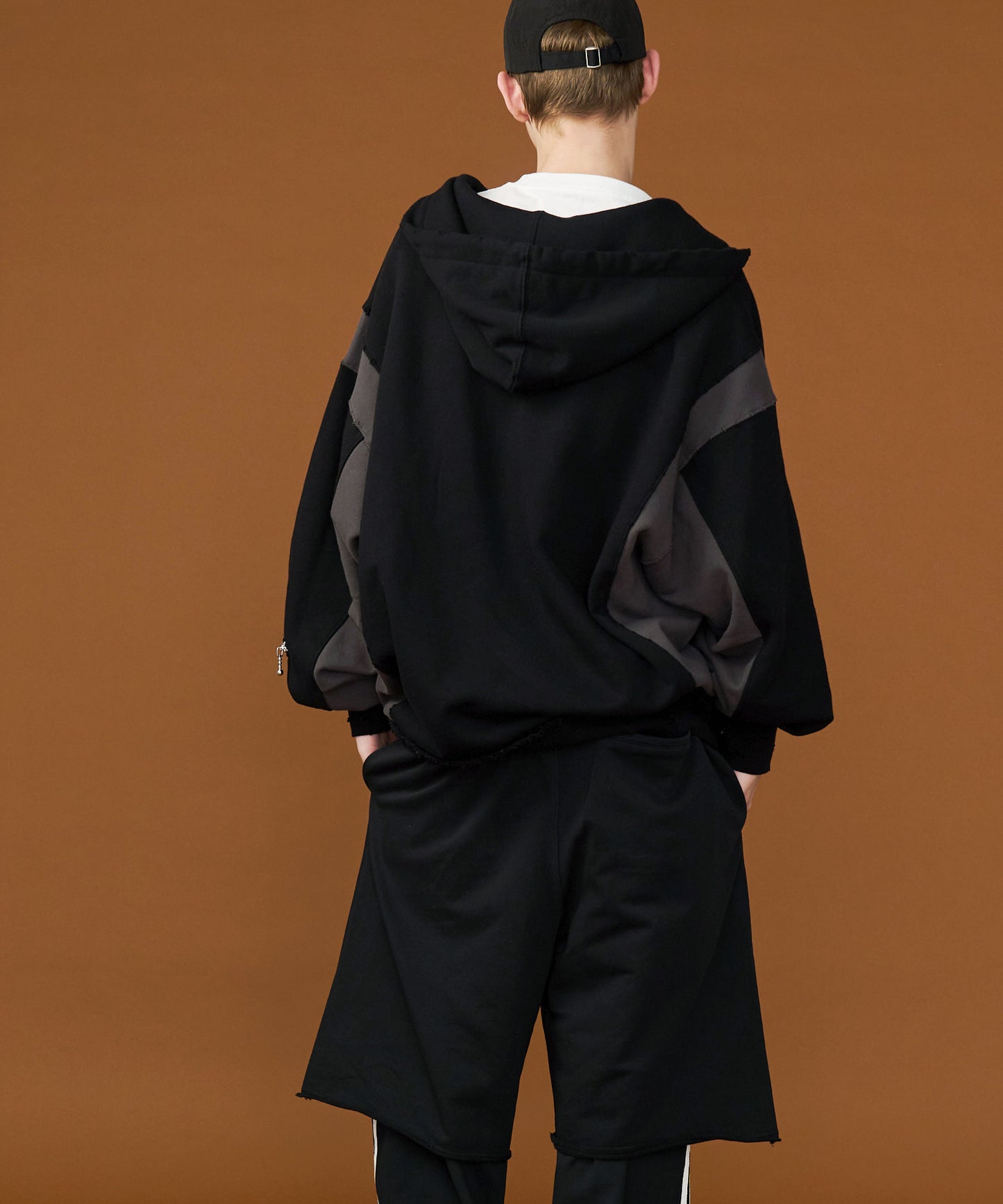 【予約商品】DAMAGE DESIGN ZIP HOODIE