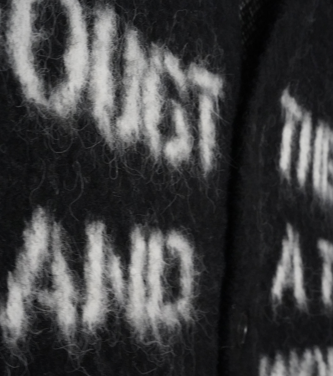 【25AW先行予約】LOGO JQ CARDIGAN