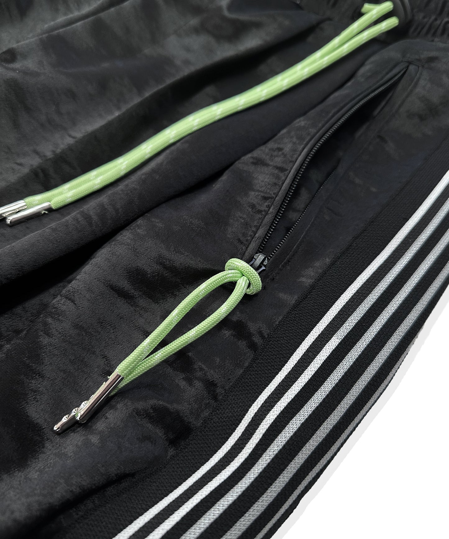 【一部再入荷】SATAIN LINE PANTS