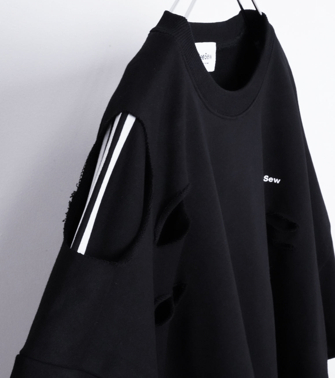 【25AW先行予約】LAYERD DAMAGE SWEAT