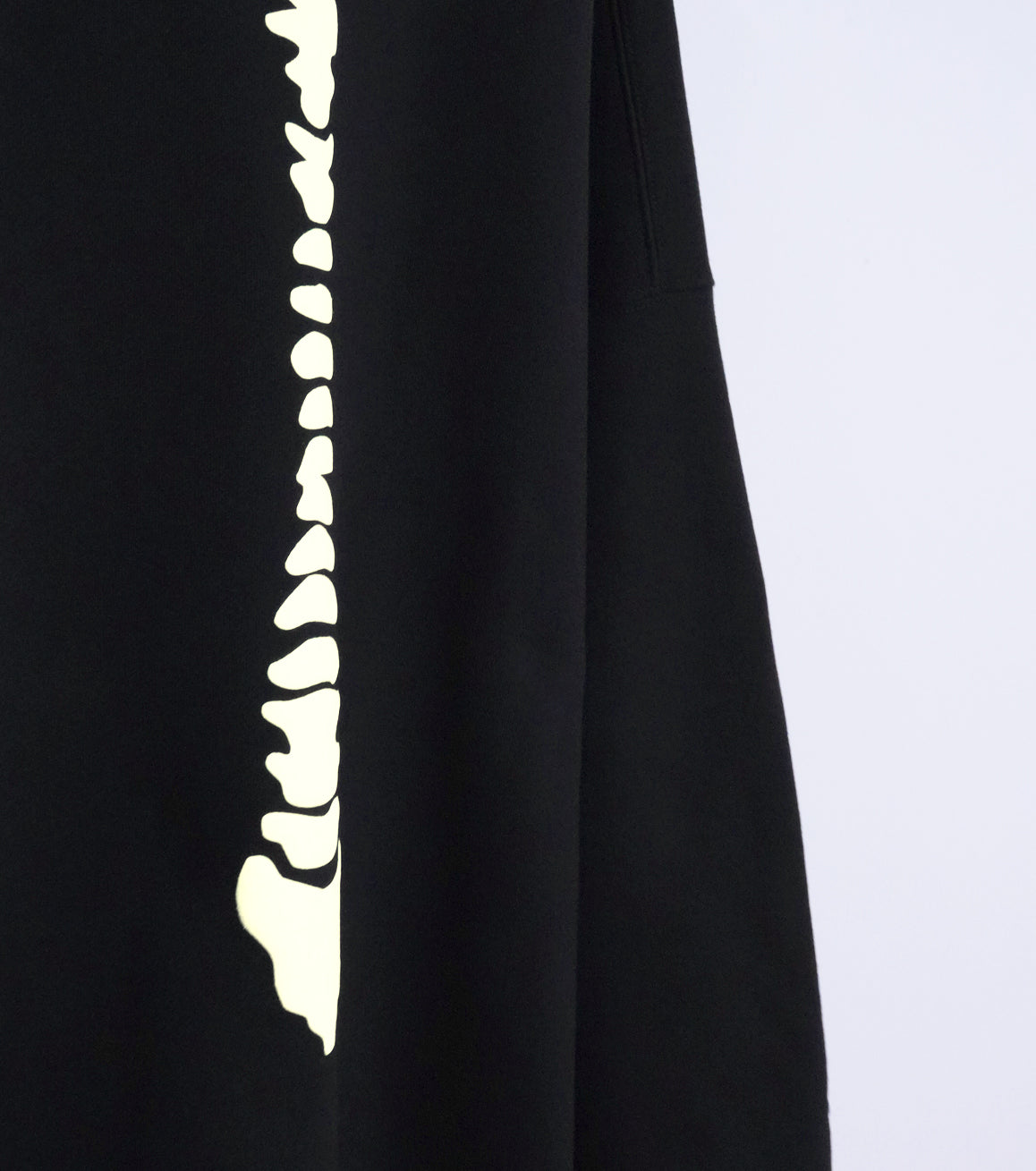 【25AW先行予約】BORN LUMINOUS SWEAT