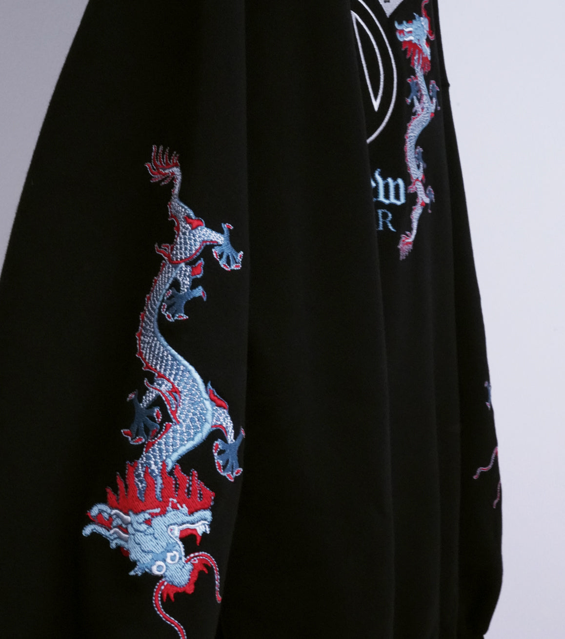 【25AW先行予約】ORIENTAL EMBROIDERY SWEAT
