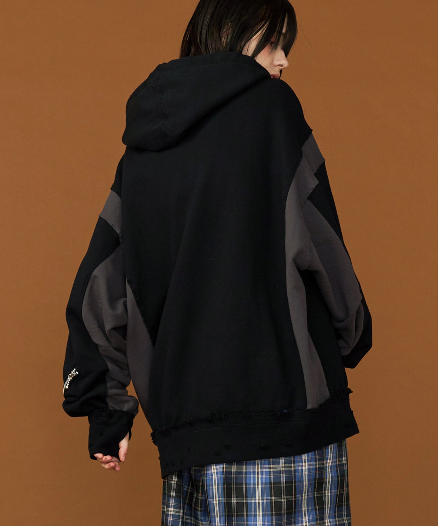 【予約商品】DAMAGE DESIGN ZIP HOODIE