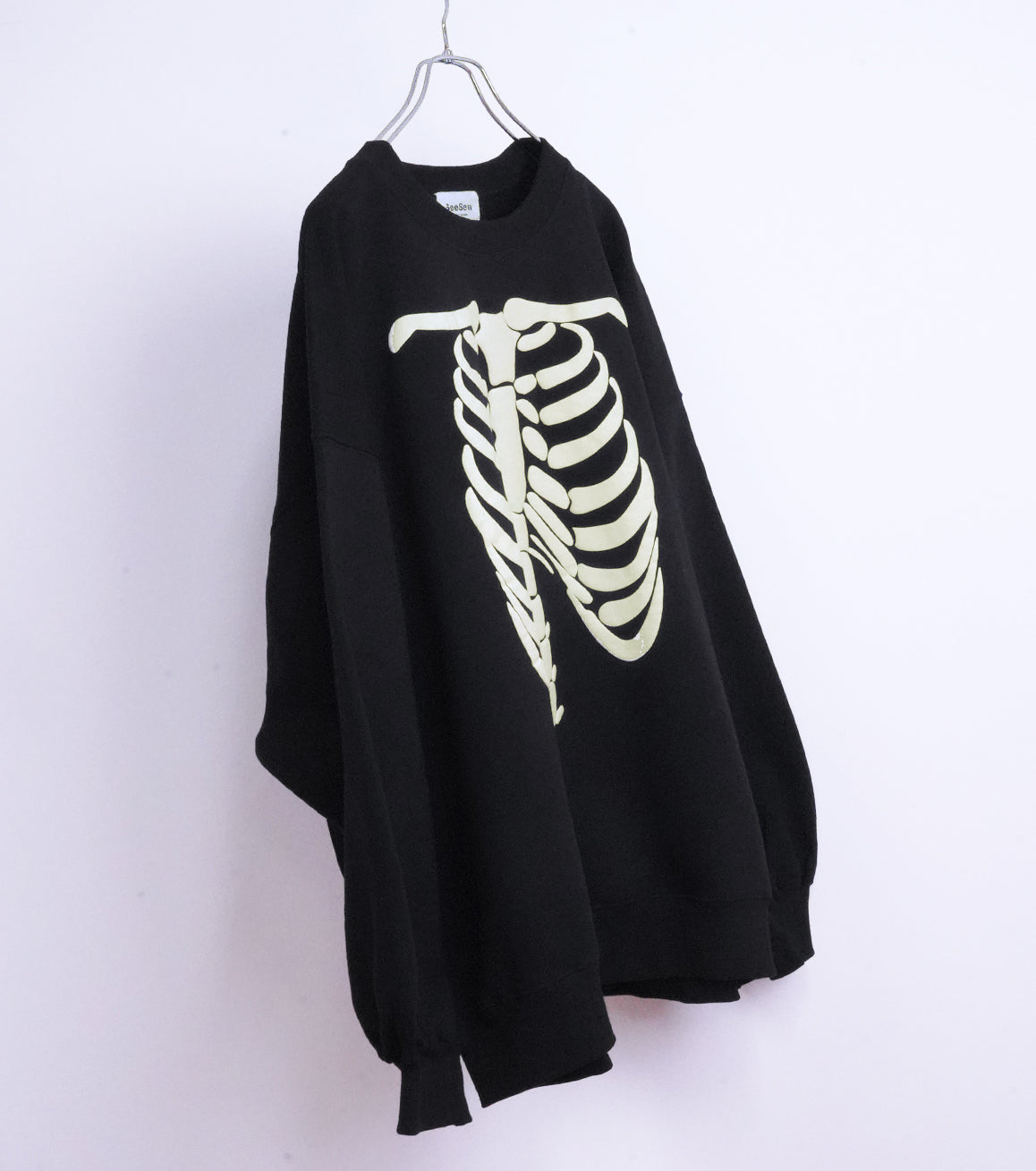 【25AW先行予約】BORN LUMINOUS SWEAT