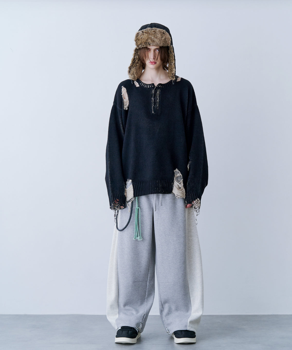 GRUNGE DAMAGE PRINT KNIT