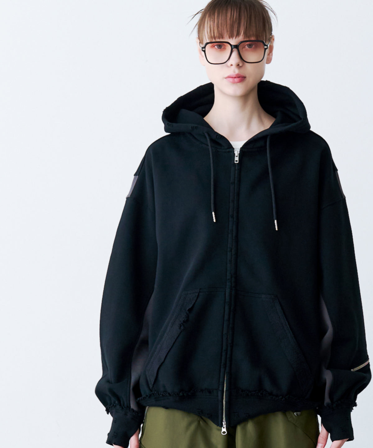 DAMAGE DESIGN ZIP HOODIE
