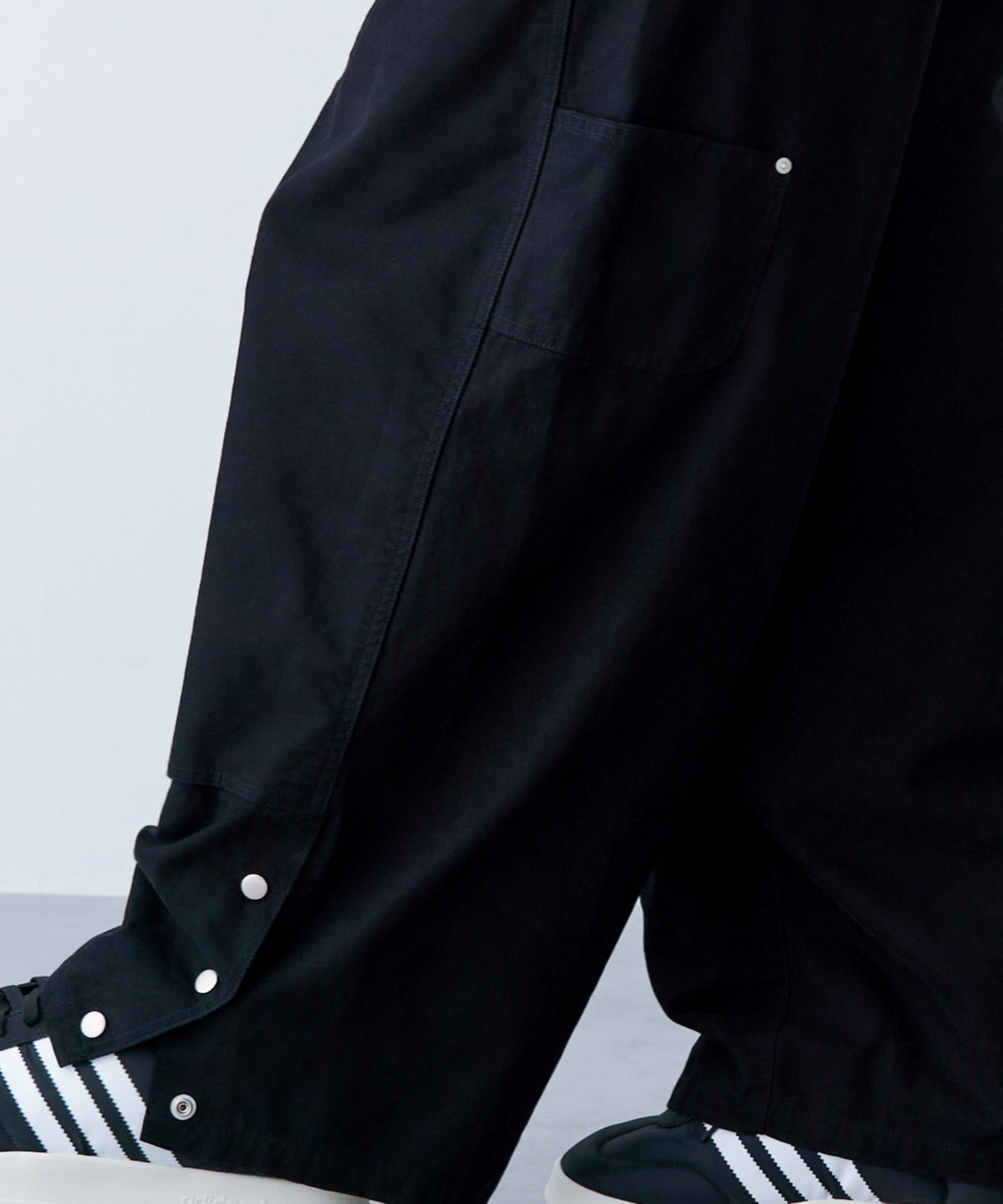 DOUBLE KNEE CURVE PANTS