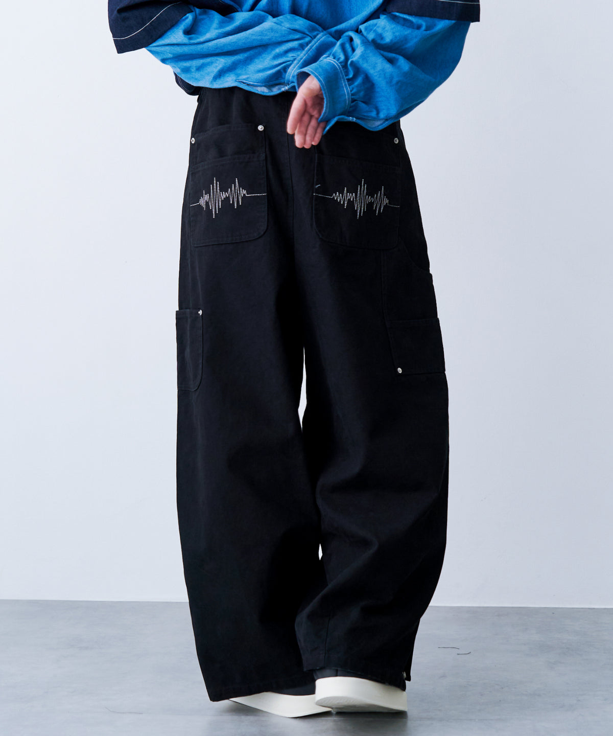 DOUBLE KNEE CURVE PANTS