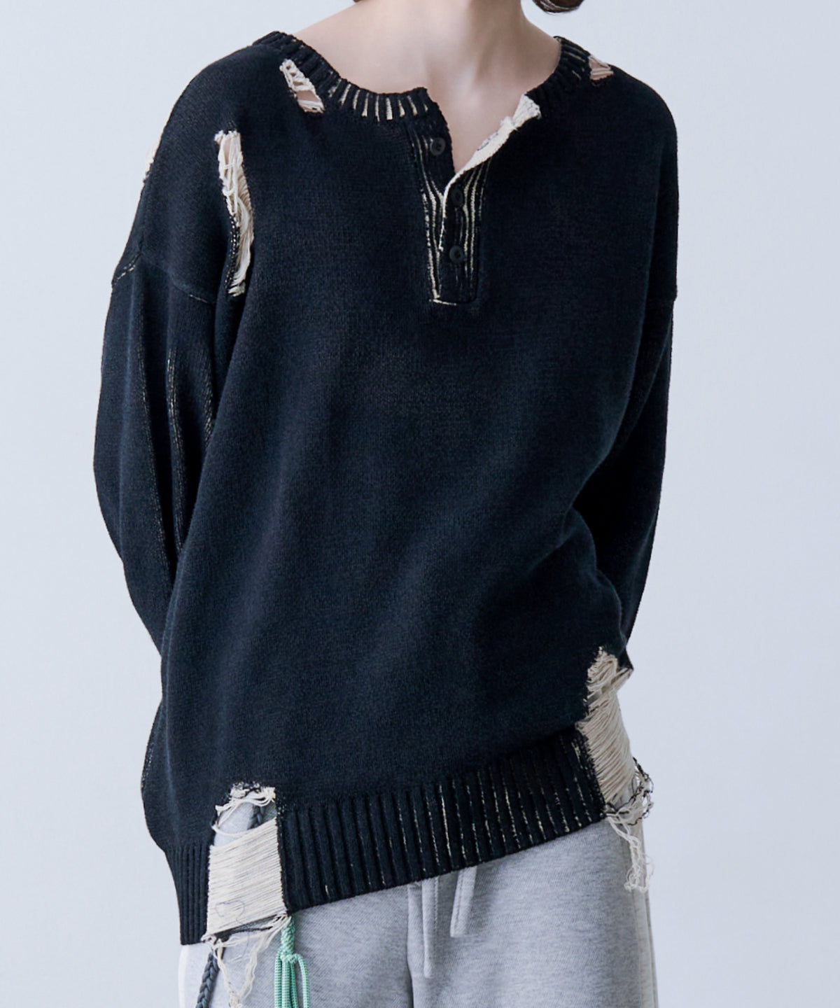 GRUNGE DAMAGE PRINT KNIT