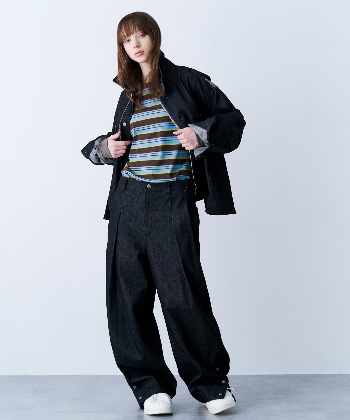 【一部予約】DENIM CURVE PANTS