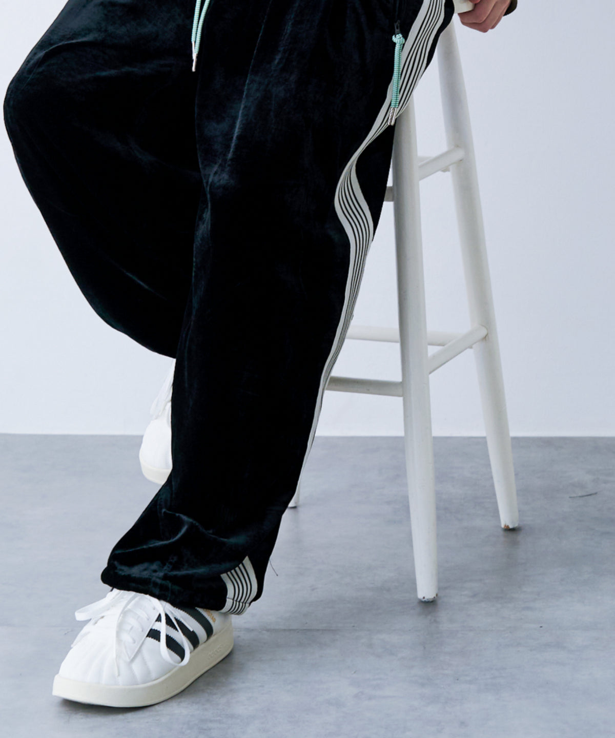 VELVET LINE PANTS