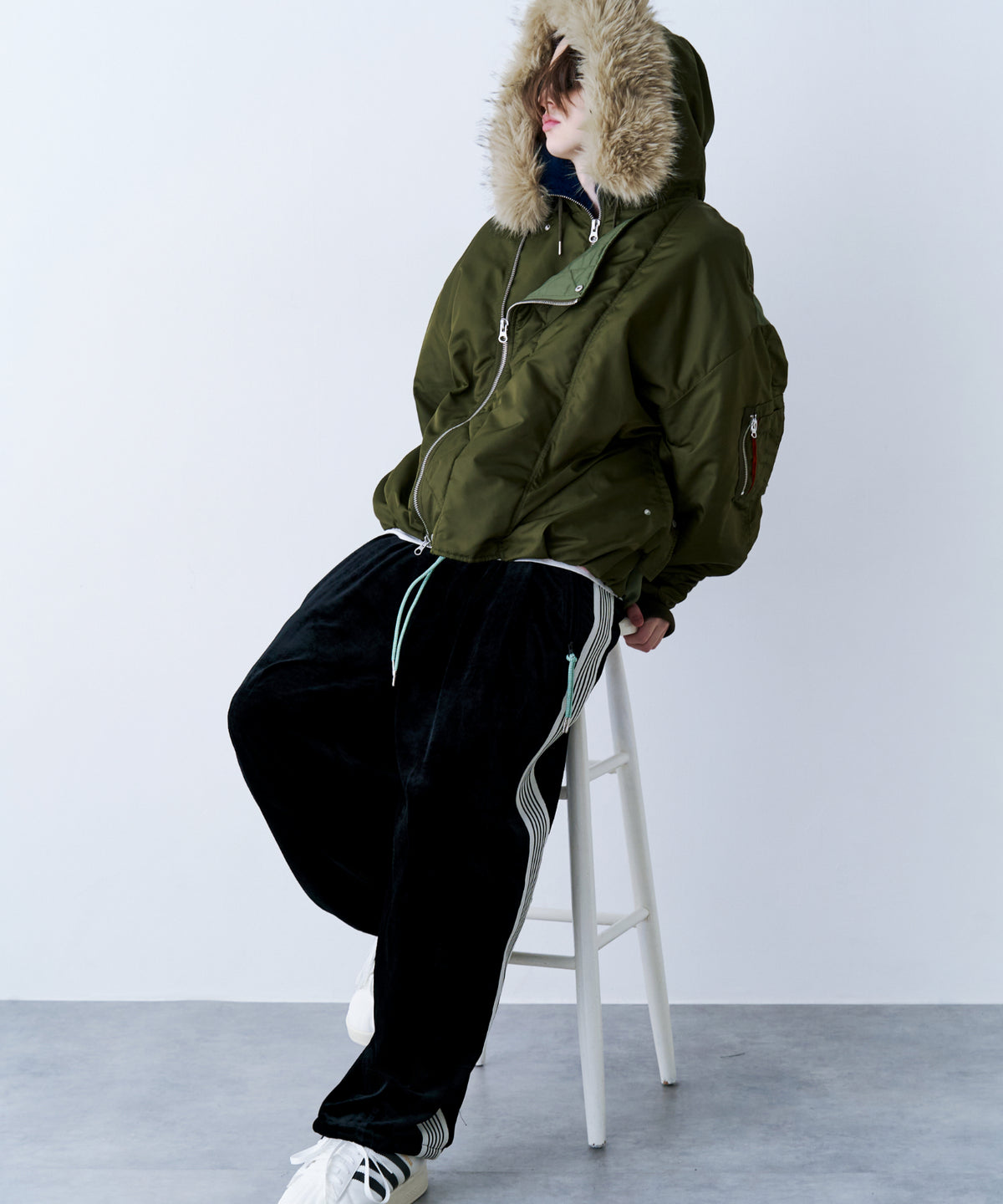 VELVET LINE PANTS
