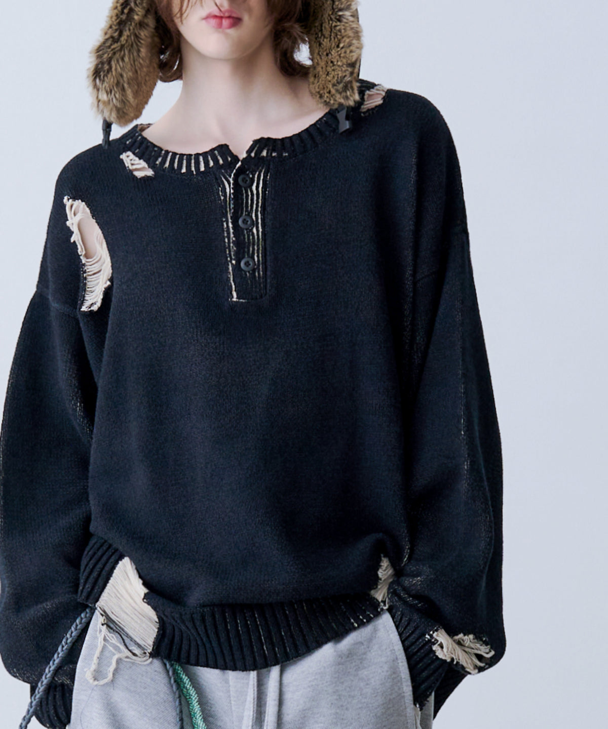 GRUNGE DAMAGE PRINT KNIT