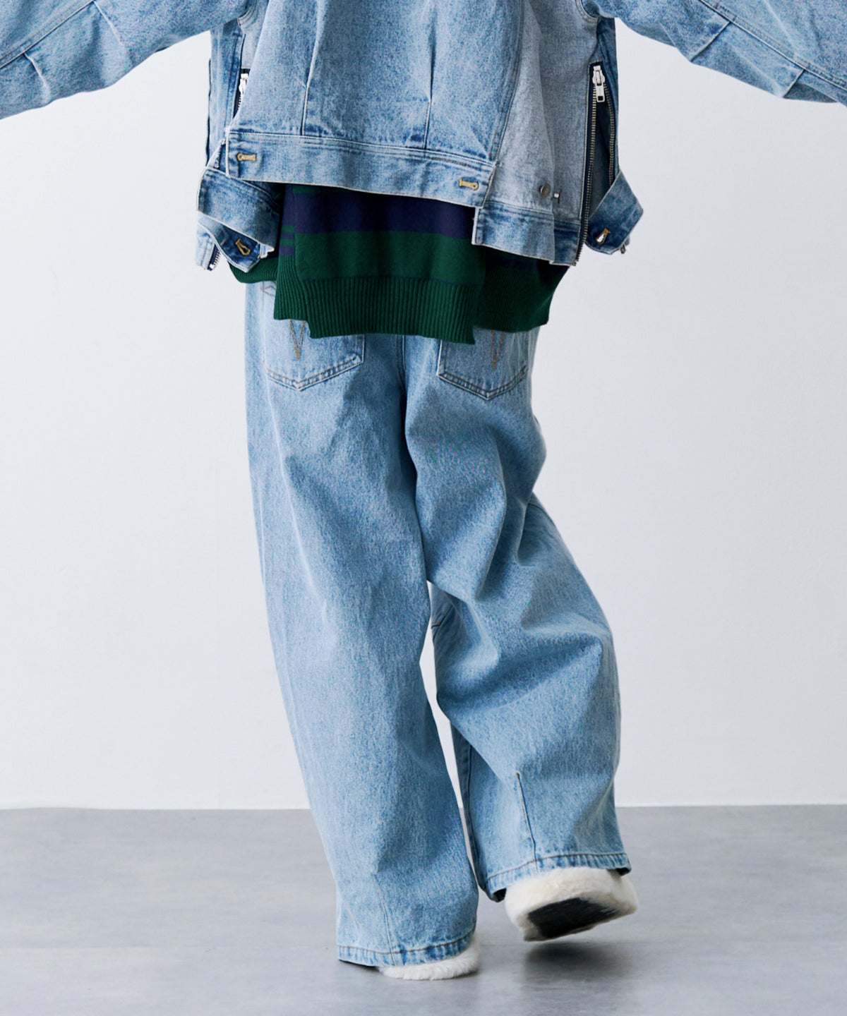 【一部予約】DENIM CURVE PANTS