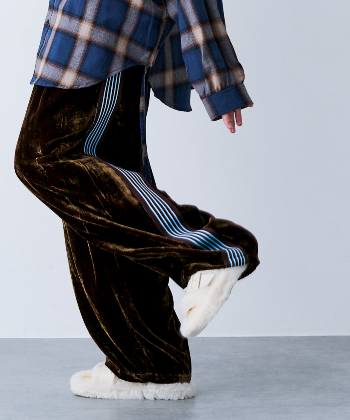 VELVET LINE PANTS