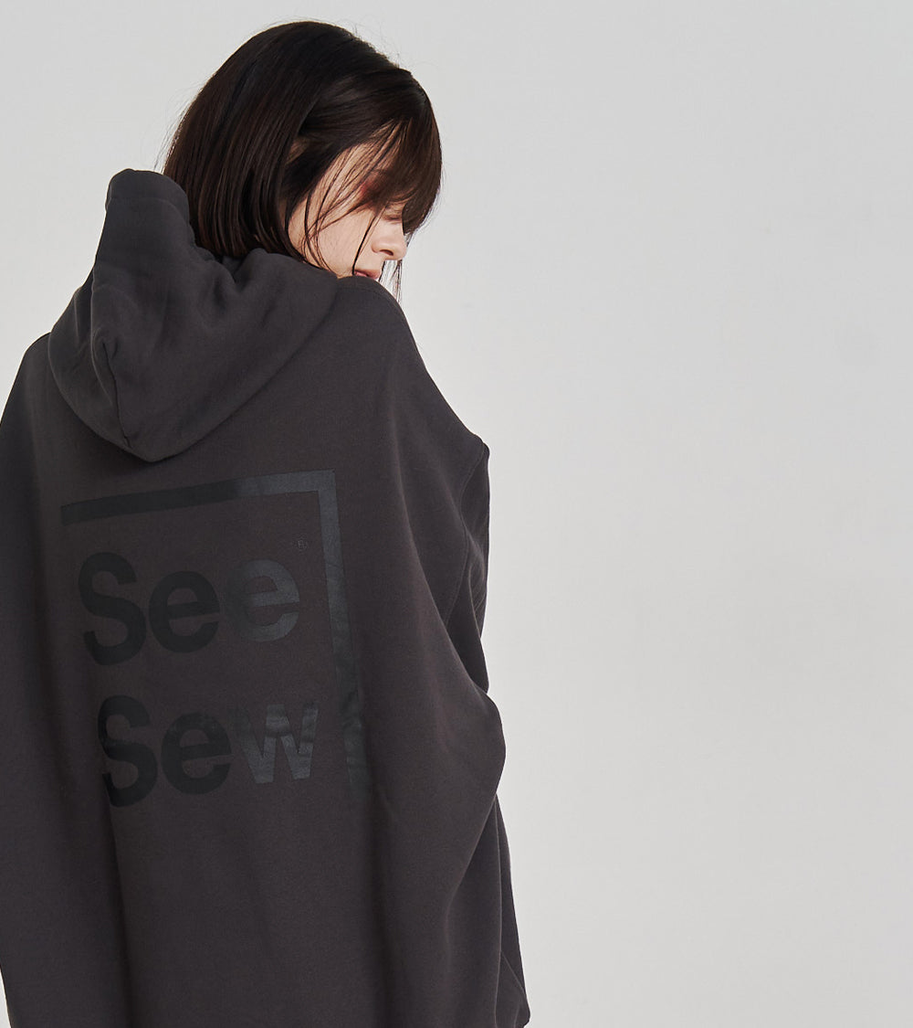 BOX LOGO HOODIE