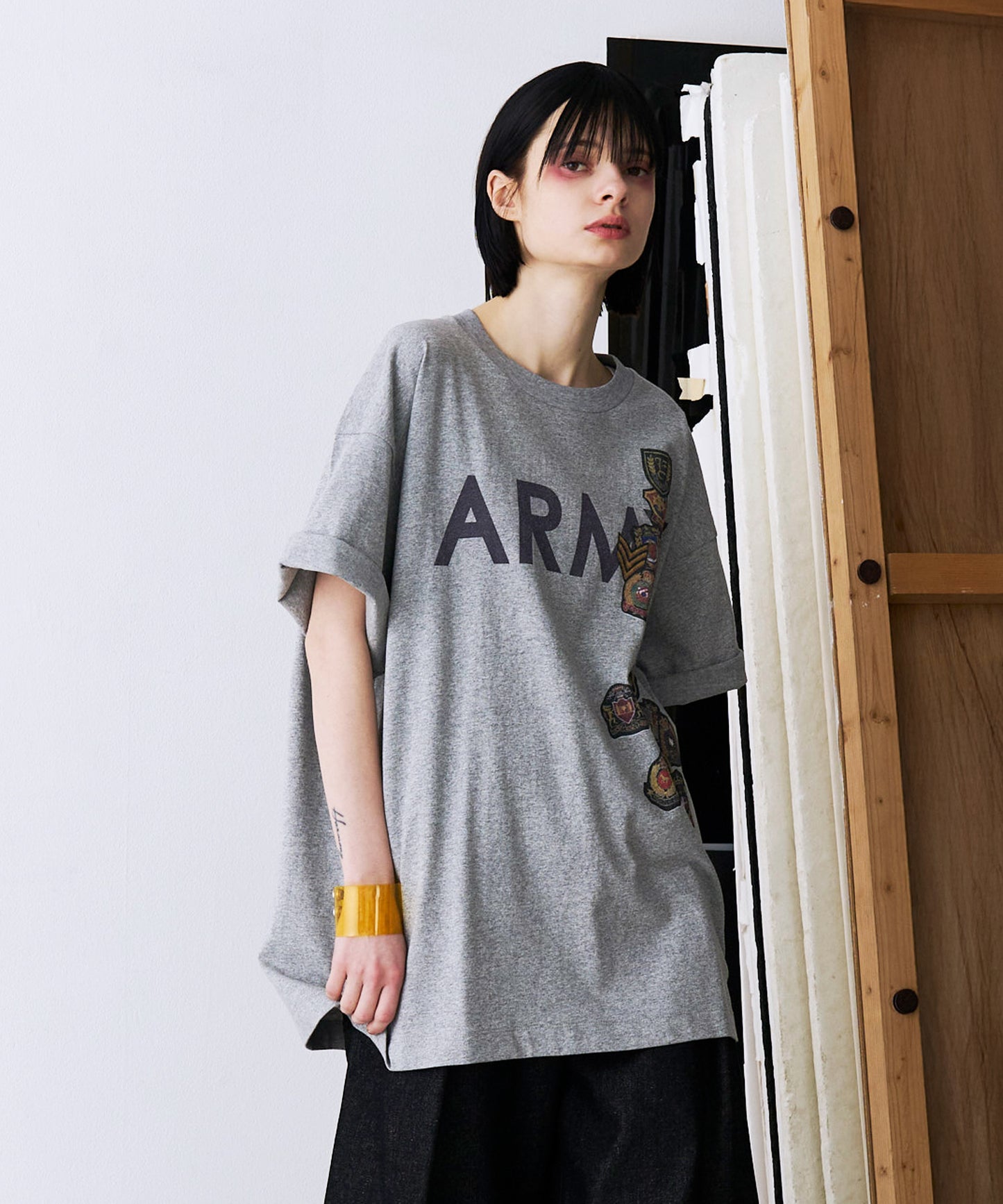 ARMY WAPPEN PRINT TEE