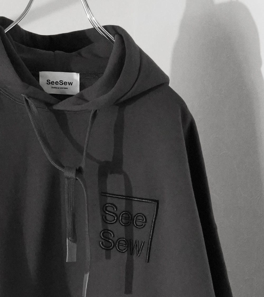 BOX LOGO HOODIE