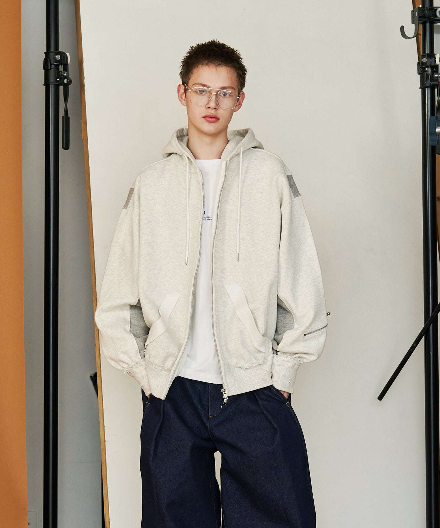 【予約商品】DAMAGE DESIGN ZIP HOODIE