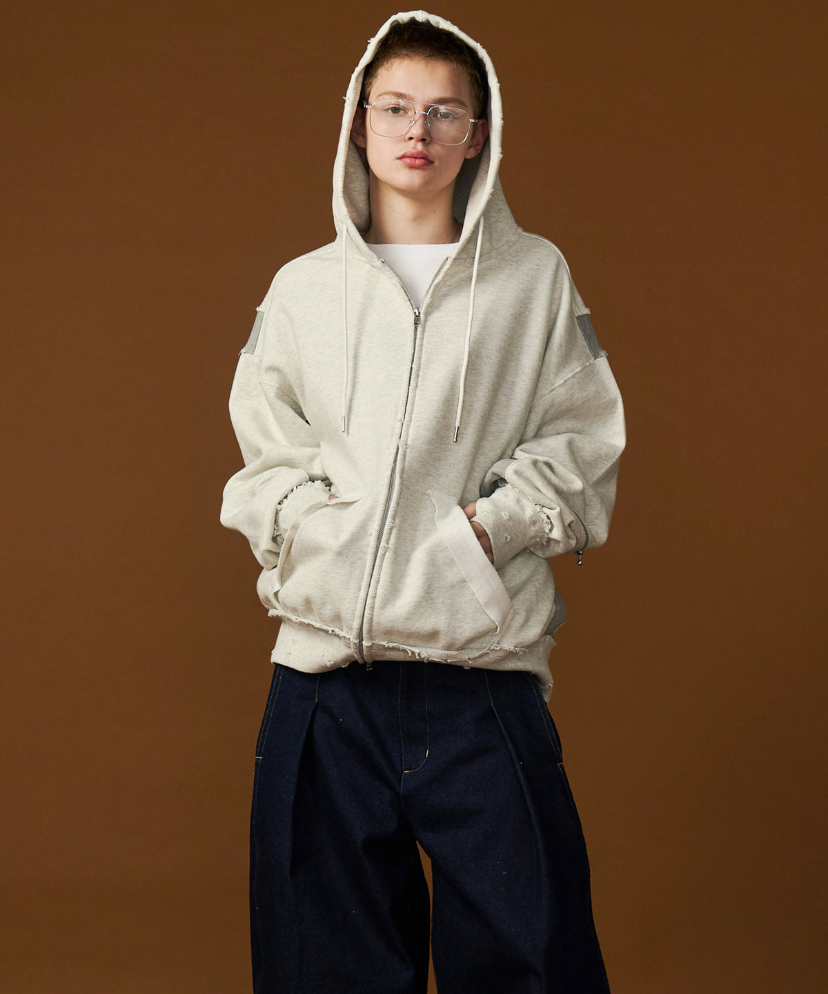 DAMAGE DESIGN ZIP HOODIE