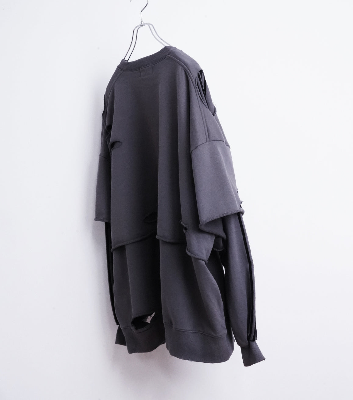 【25AW先行予約】LAYERD DAMAGE SWEAT