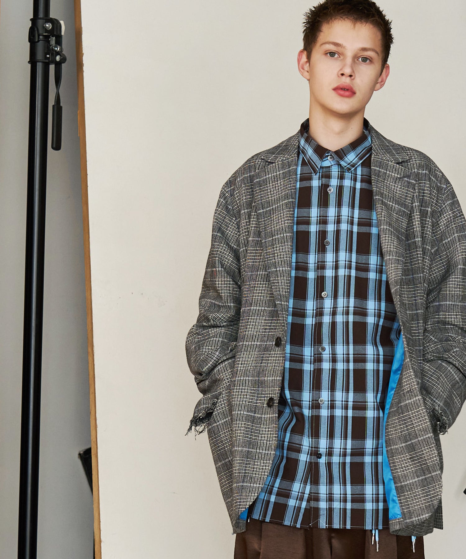 GRUNGE CHECK TAILORED JACKET with BADGE – seesew