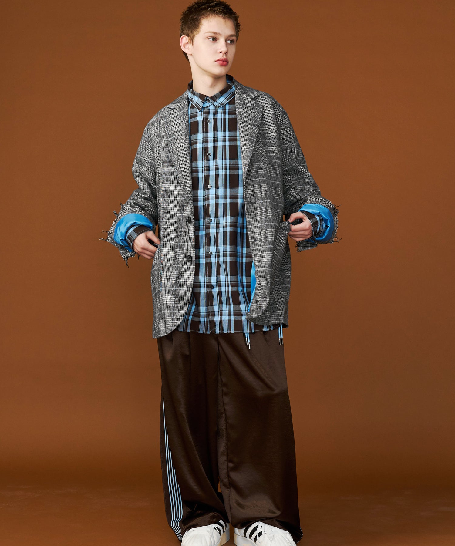SALE】GRUNGE CHECK TAILORED JACKET with BADGE – seesew