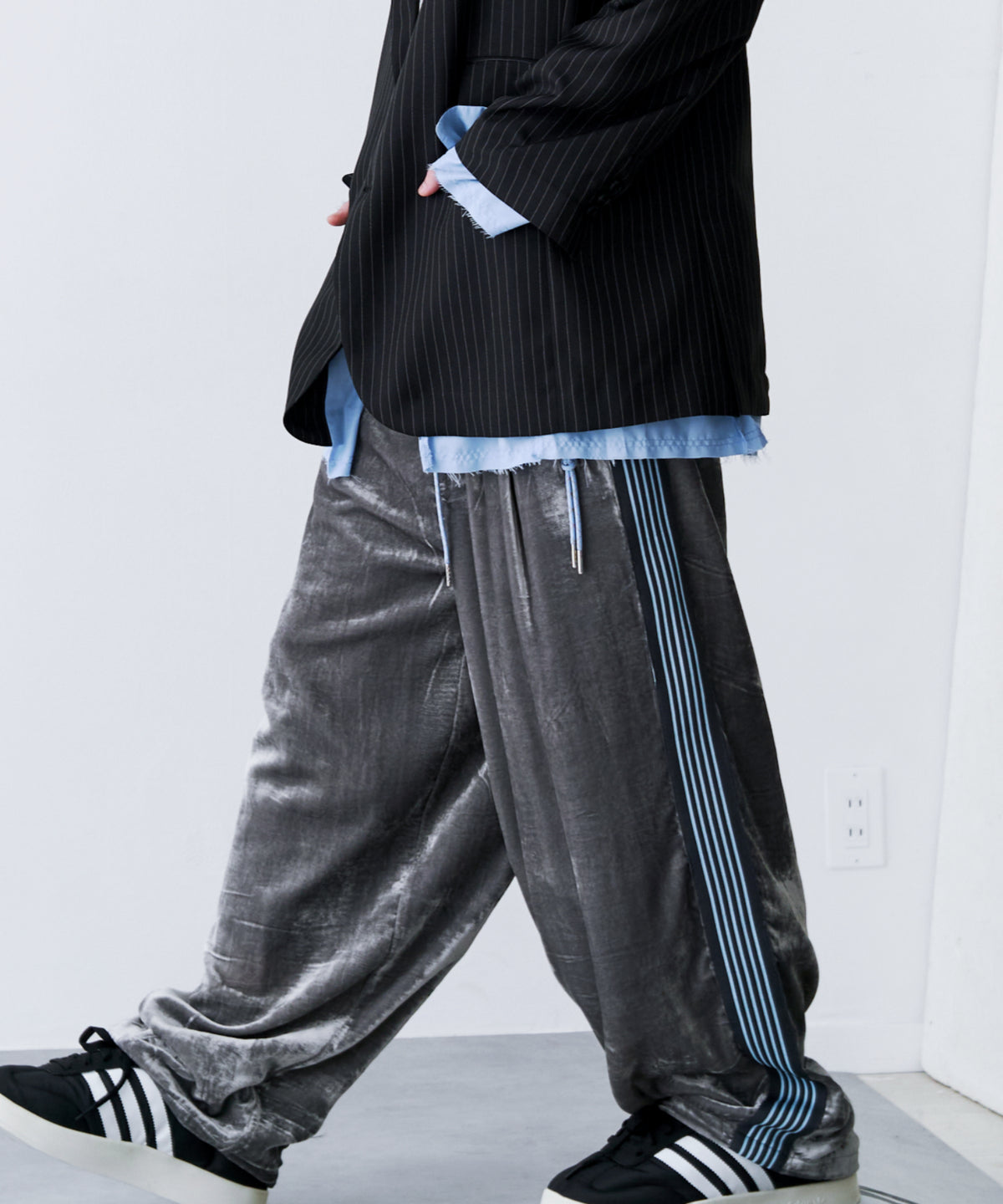 VELVET LINE PANTS