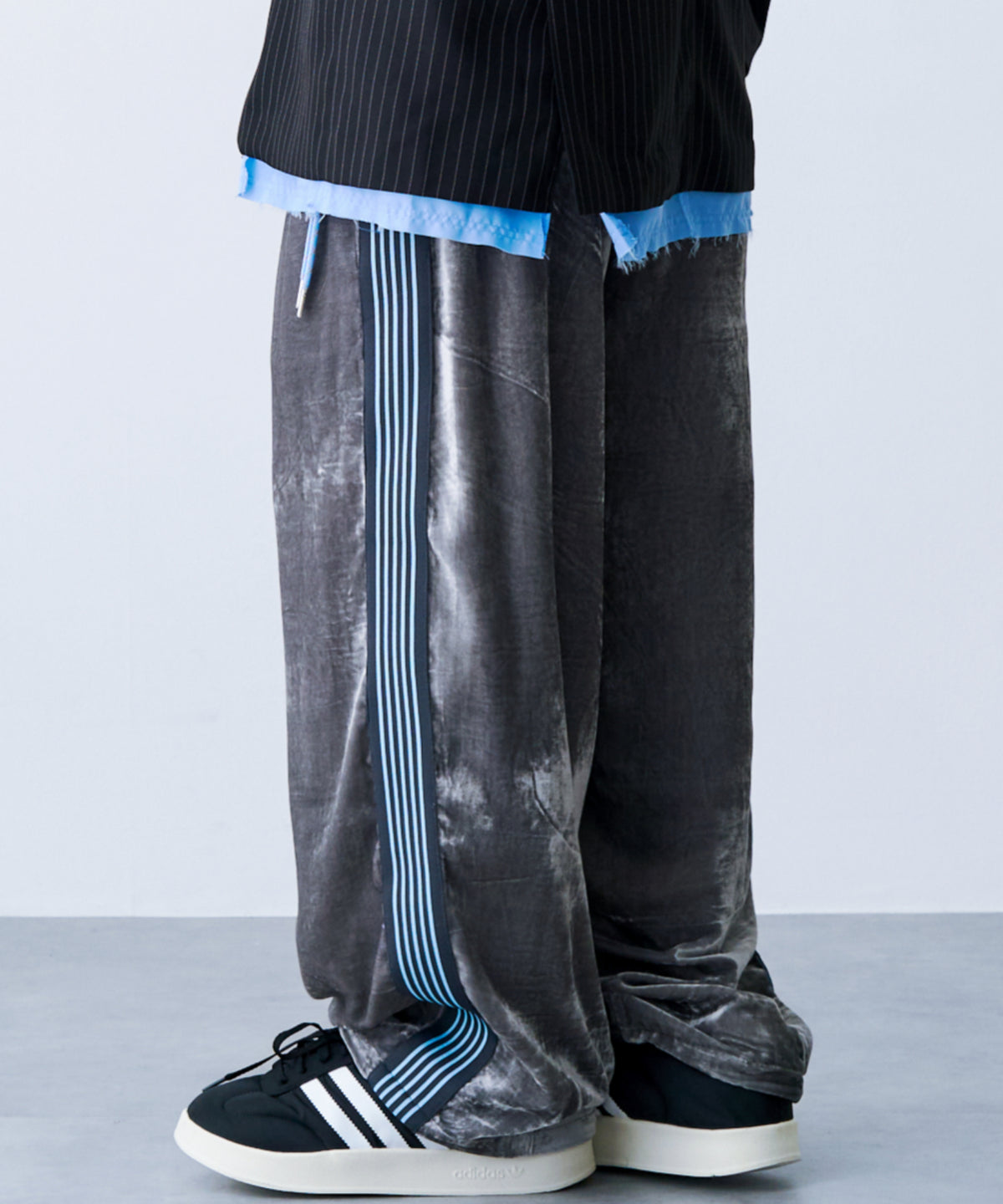 VELVET LINE PANTS