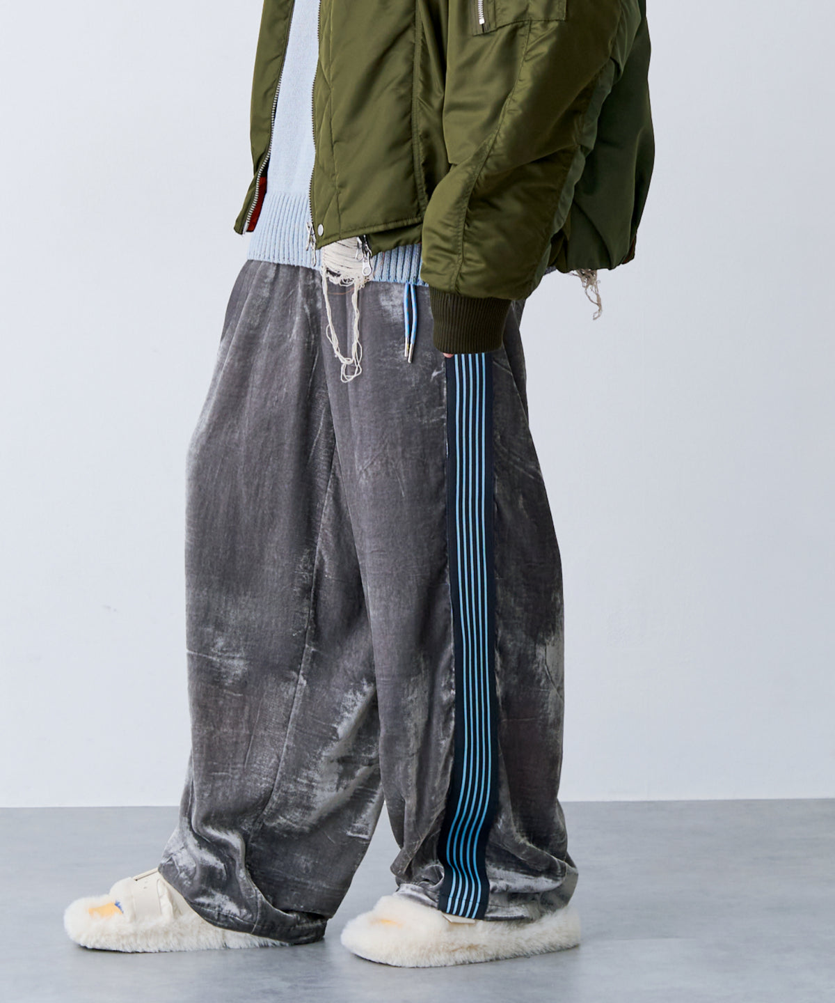 VELVET LINE PANTS