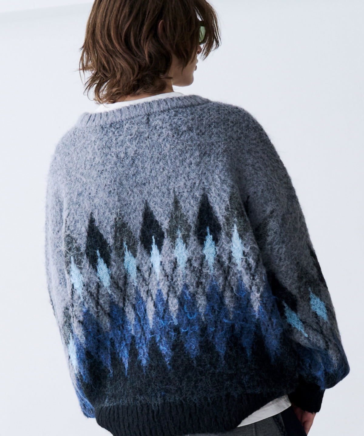 ARGYLE SHAGGY KNIT