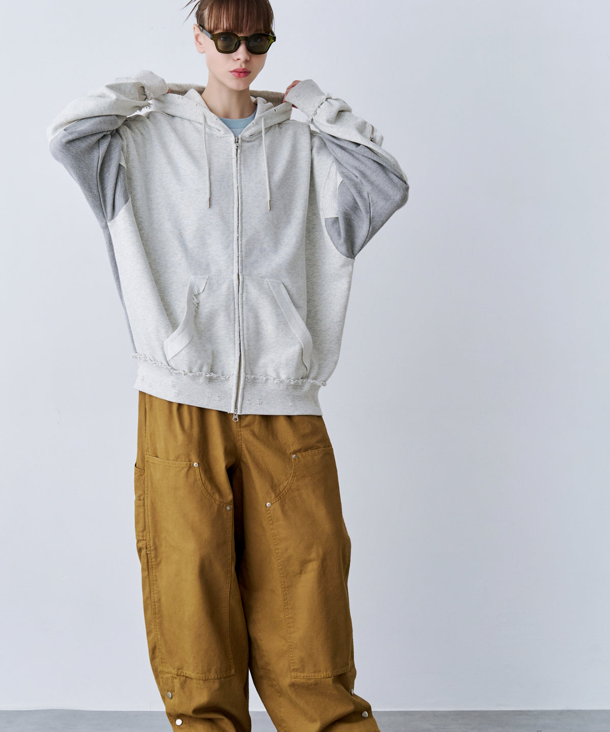 DAMAGE DESIGN ZIP HOODIE