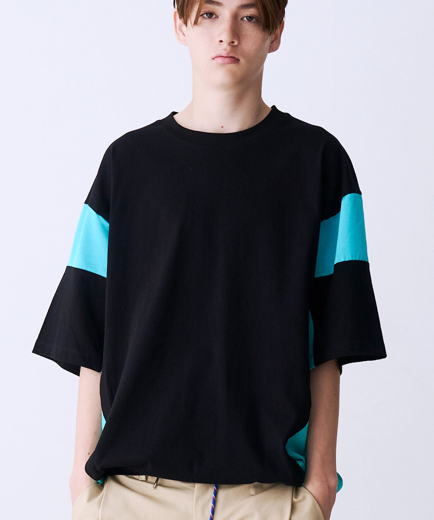 SATIN MIX BLOCK TEE