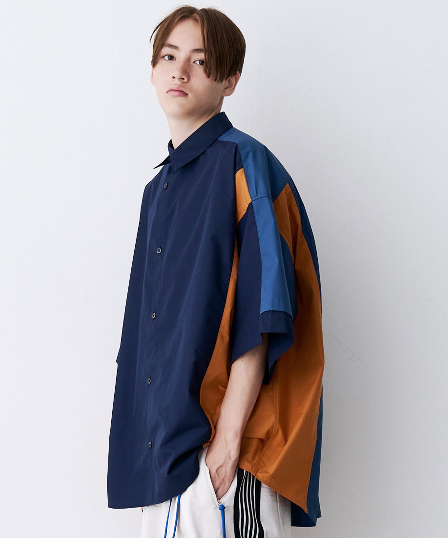 予約商品】FAKE BLOCKING H/S SHIRTS – seesew