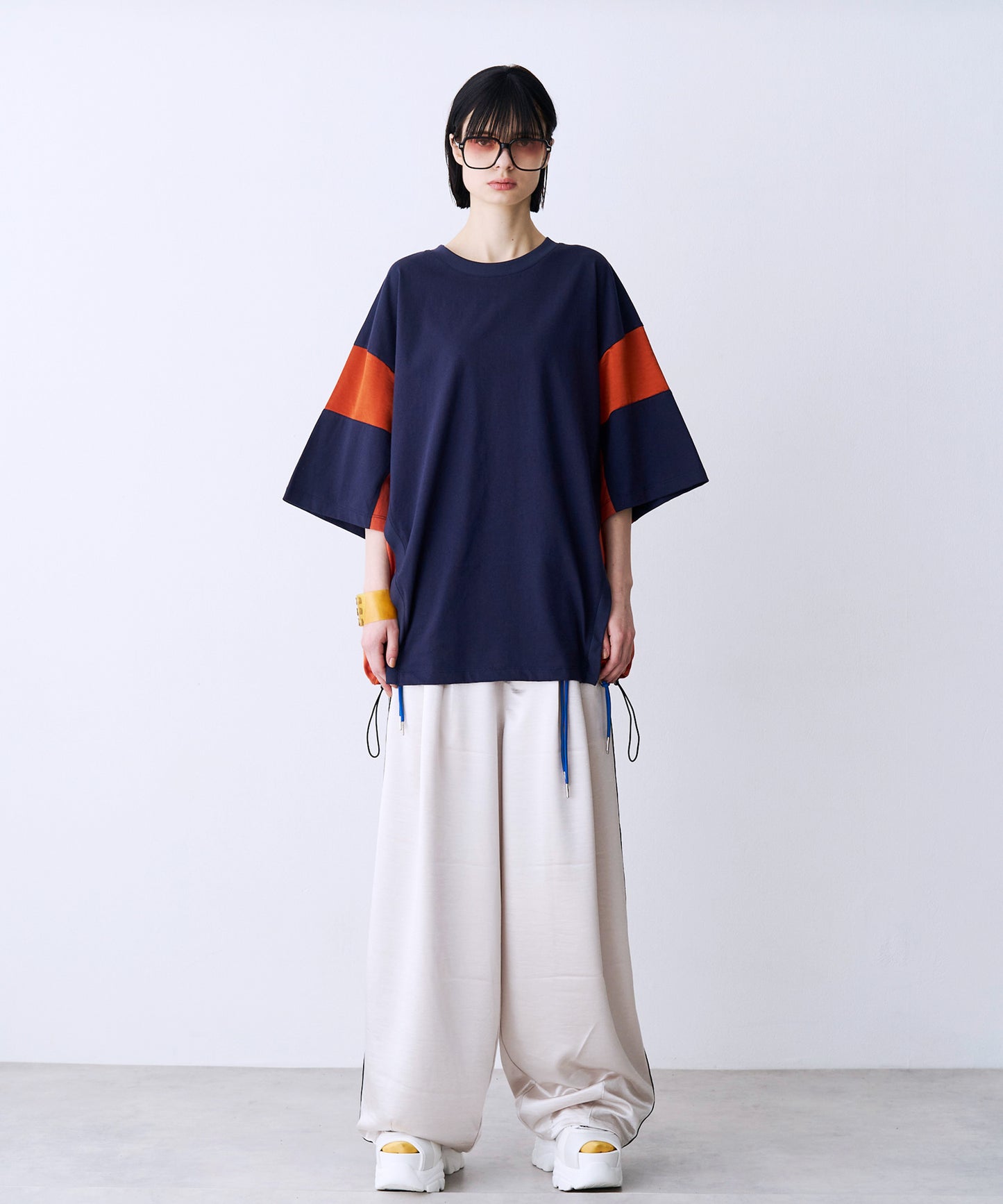 SATIN MIX BLOCK TEE