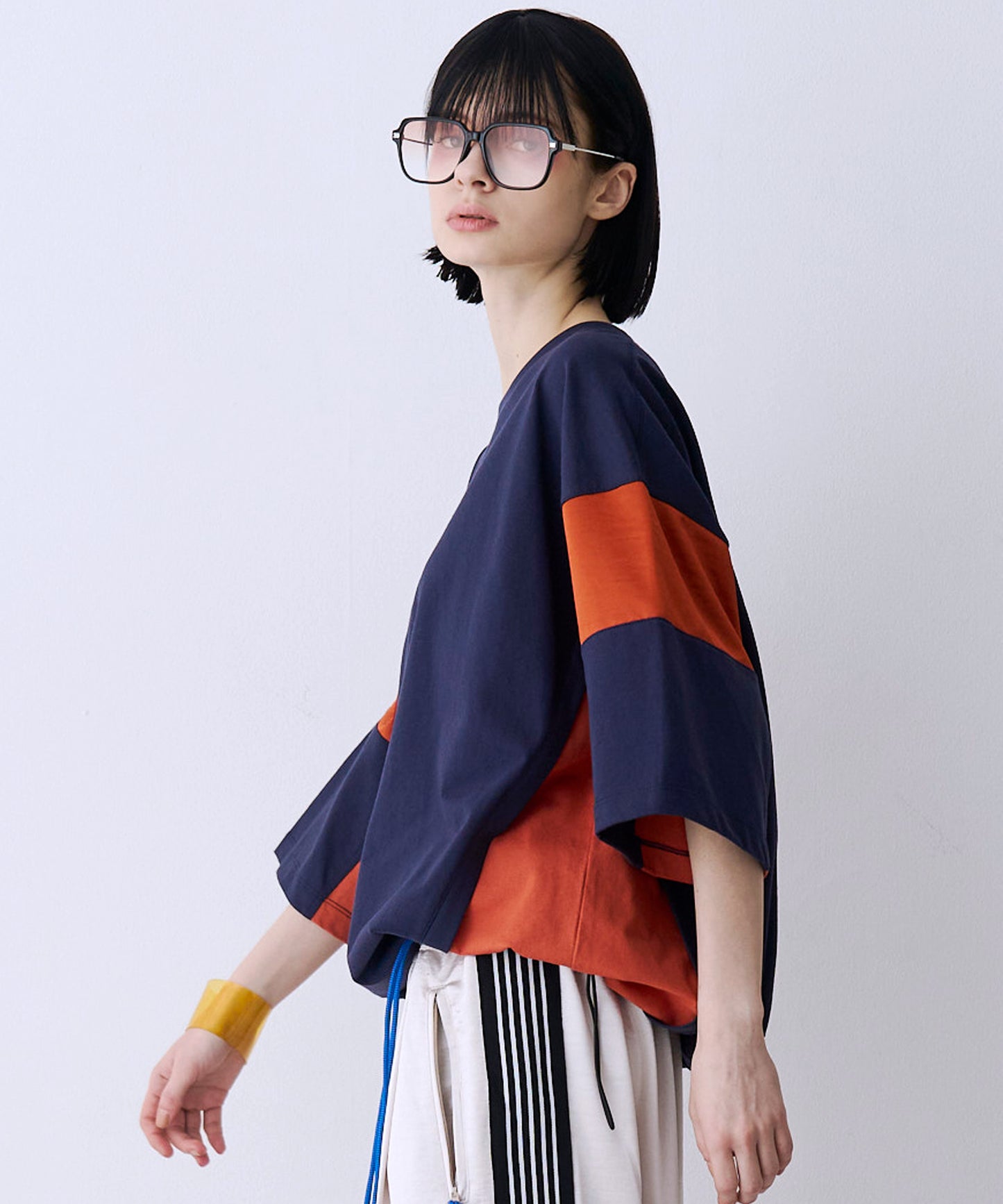 SATIN MIX BLOCK TEE