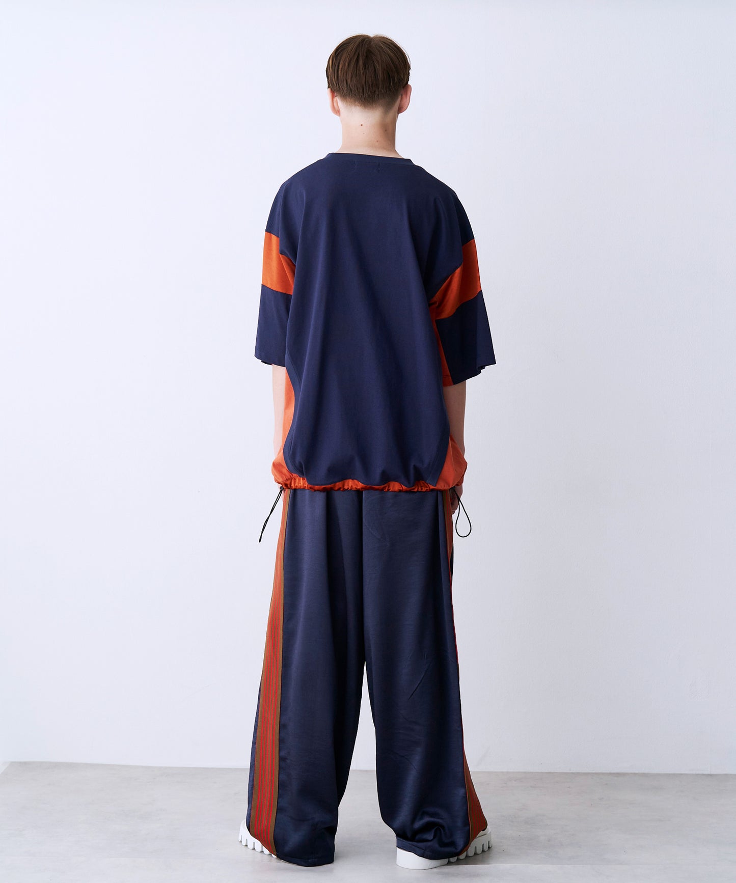 SATIN MIX BLOCK TEE